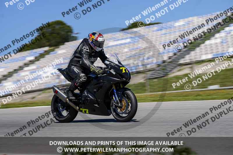 motorbikes;no limits;peter wileman photography;portimao;portugal;trackday digital images